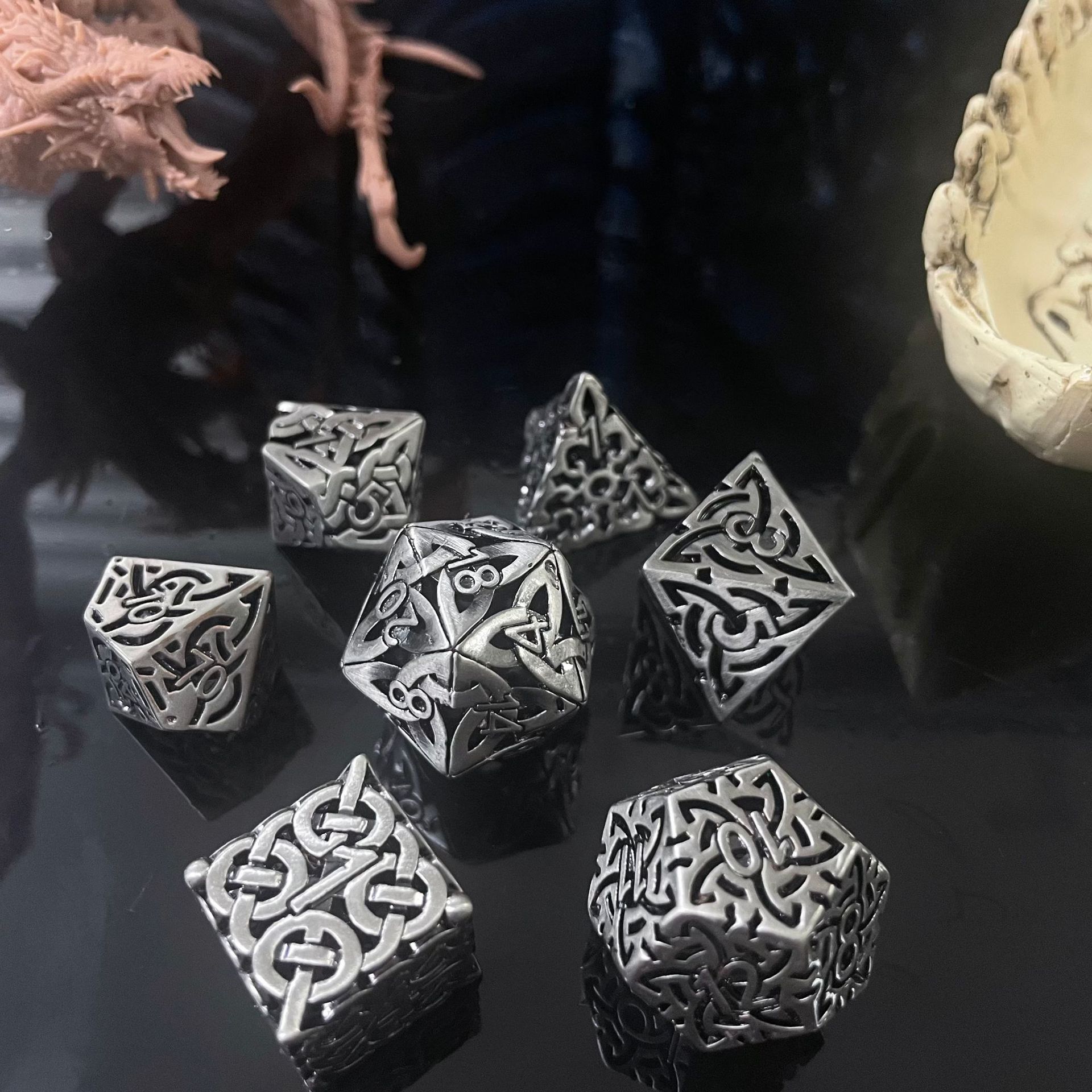 7 szt. D4-D20 Cosplay mosiężne – Board Game Master recenzja i cena