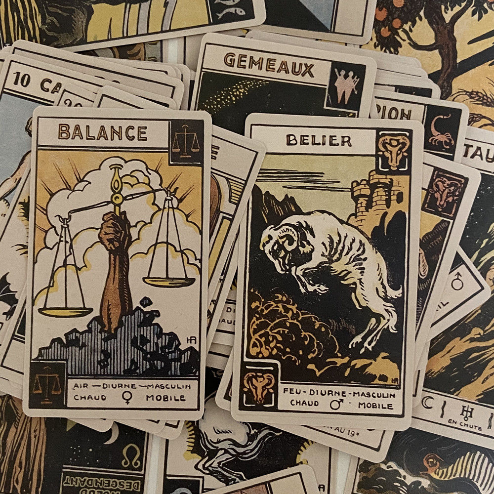 Karty wróżbiarskie zodiak vint – Board Game Vantage recenzja i cena